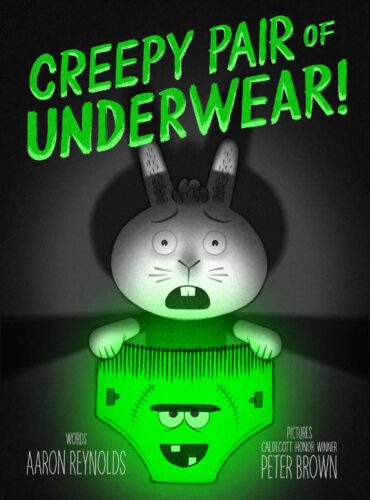 creepy-pair-of-underwear-9781442402980_hr